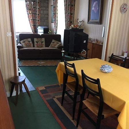 Maison Proche De Barfleur Accolee A Un Commerce Anneville-en-Saire Екстериор снимка